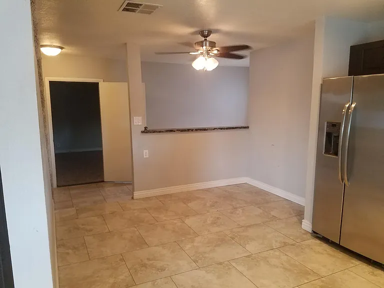 1890 E Aspen Dr — Photo 8