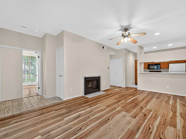 8055 Cambridge St, Houston, TX