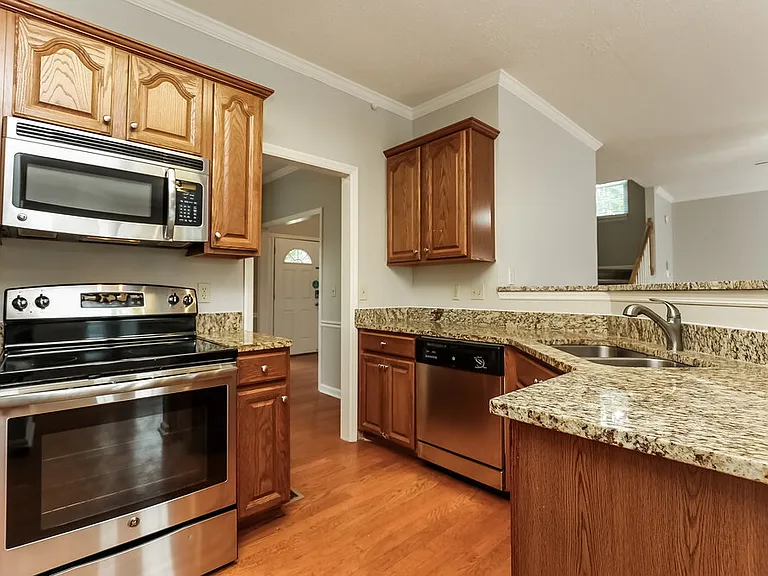 1472 Aaronwood Dr — Photo 8