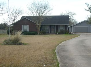 5210 Lauren Ln, Alvin, TX 77511
