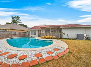 6630 Harpers Dr, Richmond, TX 77469