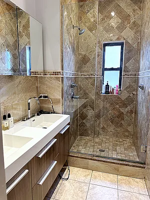 Rented by Rachel Realty | media 11