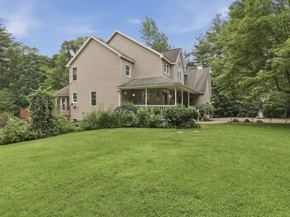180 South St, Berlin, MA 01503