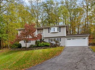 59 Pickerel Rd, Monroe, NY 10950