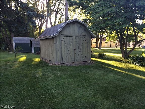 3rd image of 7277 Hoverland Ave NW