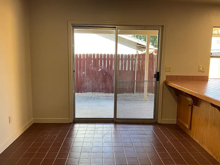7326 Salazar Dr — Photo 3