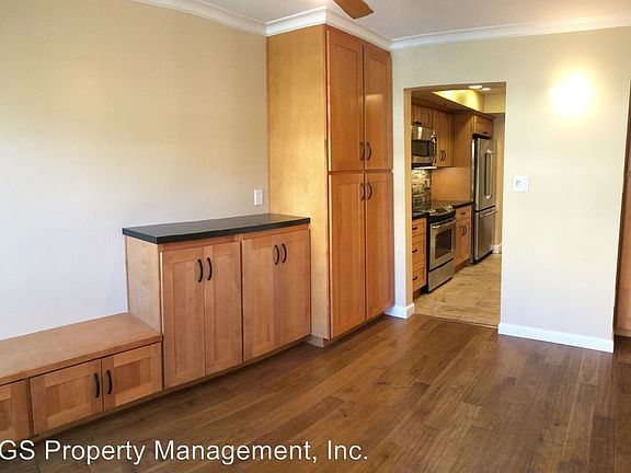 4th image of 410 Sheridan Ave APT 106