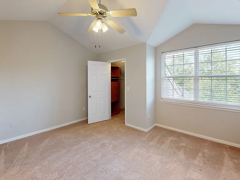 The Carriage Homes at Wyndham — Photo 89