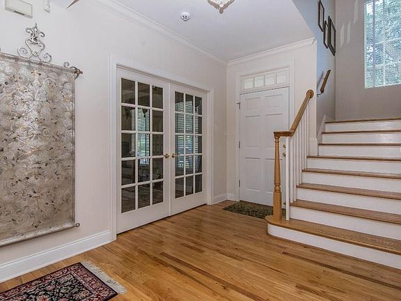 2nd image of 1012 Bay Harbour Pl
