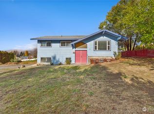 2518 Sunset Hwy, East Wenatchee, WA 98802