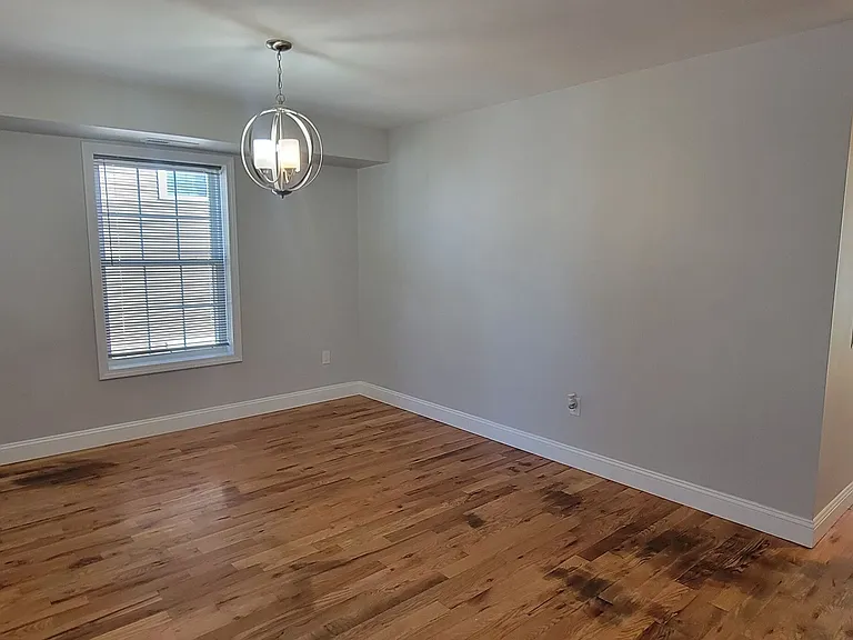 537 Winchester Ave — Photo 5