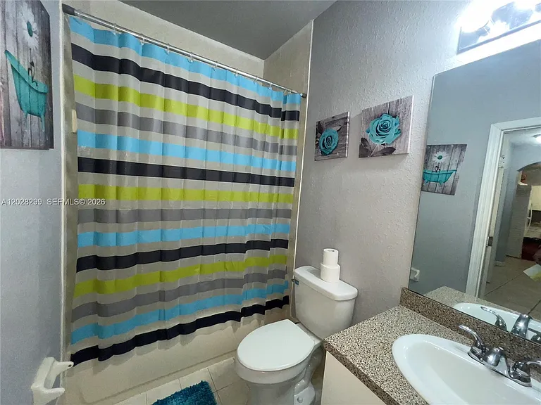 2903 SE 17th Ave #110 — Photo 7
