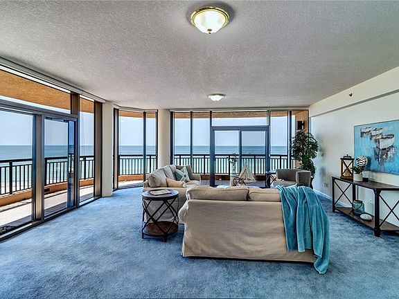 3rd image of 19534 Gulf Blvd APT 401