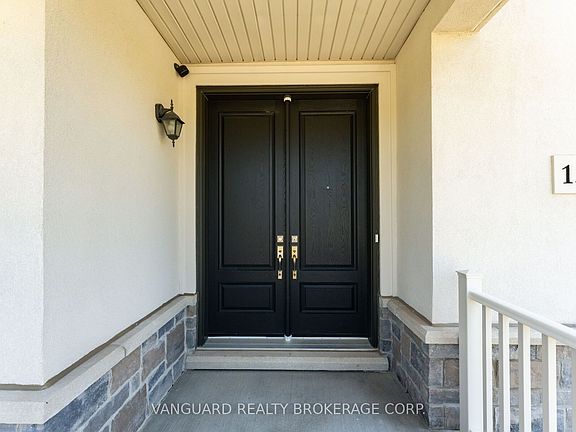 5th image of 158 Scarlet Way