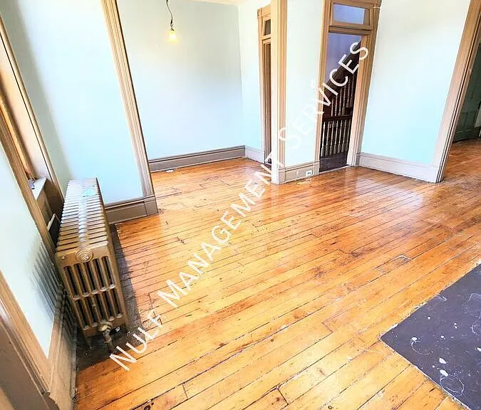 4043 Penn Ave #2 — Photo 6