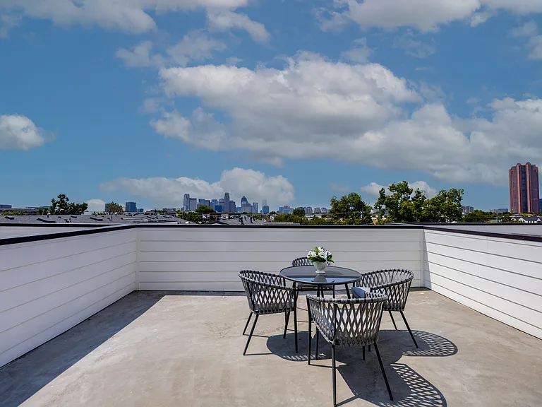 4517 Munger Ave #101 — Photo 39