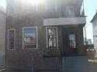 3898 Edwin St, Hamtramck, MI 48212