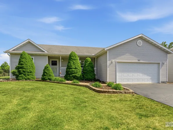 703 W Sycamore St, Millington, IL 60537