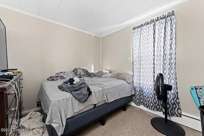 5th image of 35 William Street