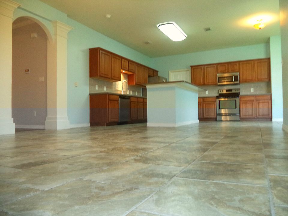 1st image of 7525 Freds Folly Dr