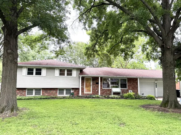 406 Hulen Dr, Columbia, MO 65203