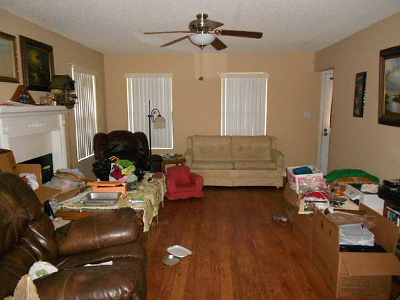 5th image of 3734 Robin Ln
