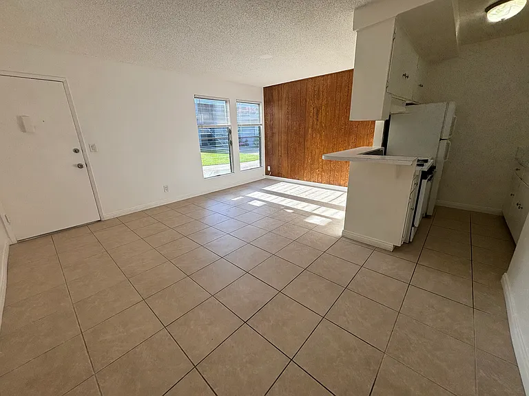 1-5010 Keeney St #39 — Photo 10