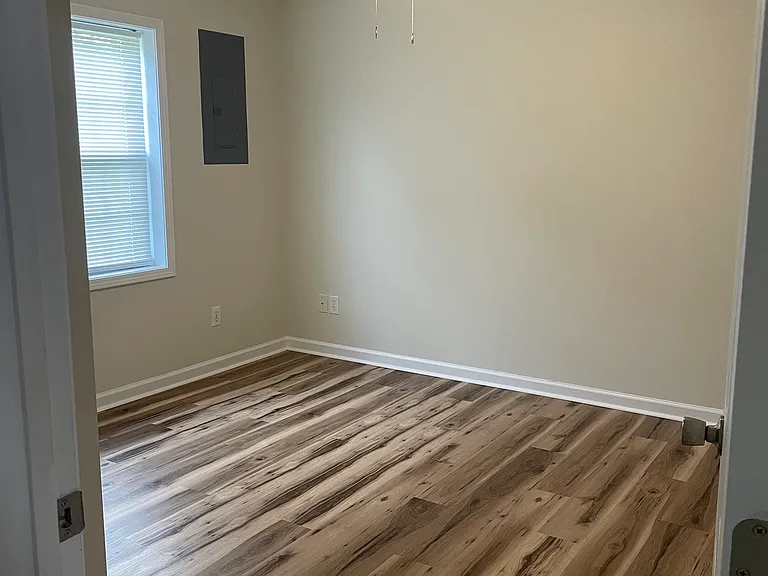 Boxwood Pl NW — Photo 8