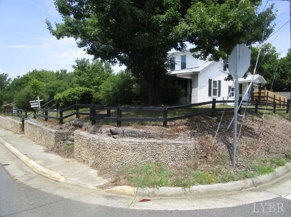 2022 College St, South Boston, VA 24592