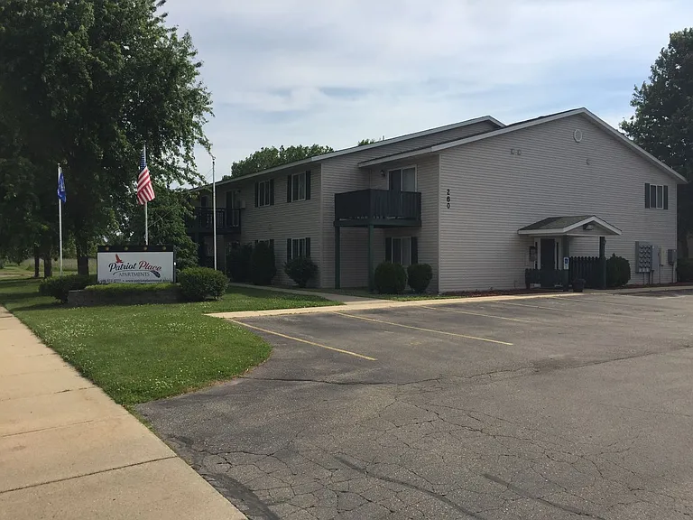 Murdock Apartments — Photo 42