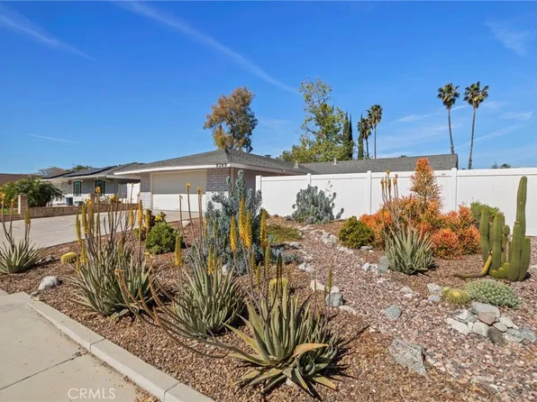9269 Delano Dr, Riverside, CA 92503