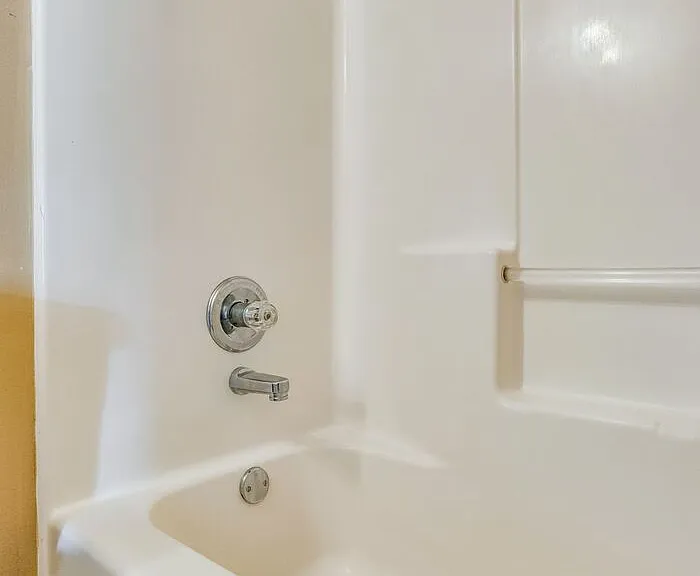 907 Catskill Ln — Photo 18