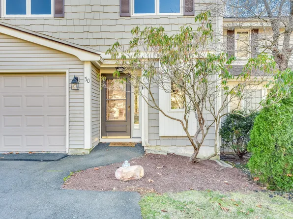 30 Uplands Way #30, Glastonbury, CT 06033