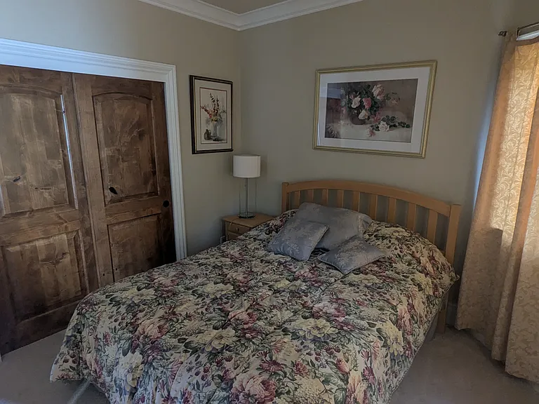 262 Los Gatos Blvd — Photo 5