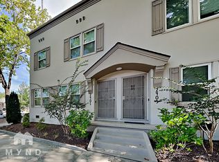2401 W St, Sacramento, CA 95818
