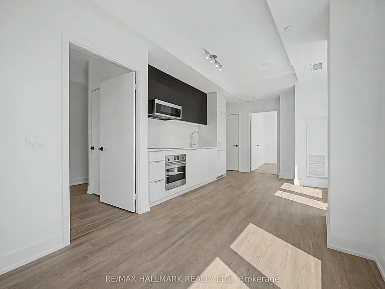 308 Jarvis St #1103 — Photo 3