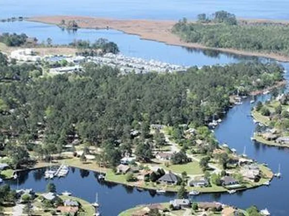 1002 Harbour Pointe Drive, New Bern, NC 28560