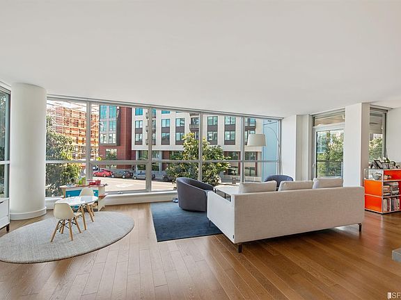2nd image of 708 Long Bridge St APT 206
