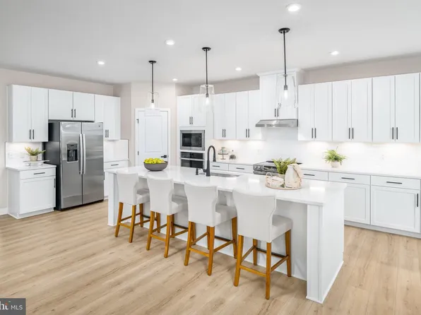 4362 Southerby Dr, Fredericksburg, VA 22408