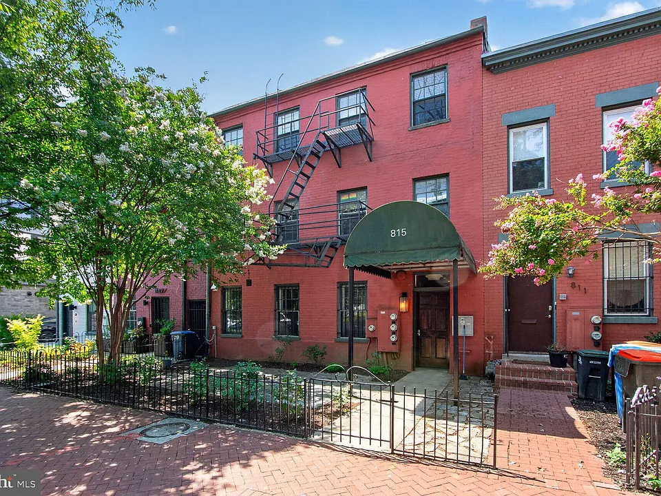 815 L St SE #1