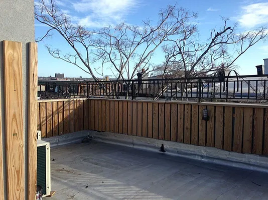 Rented by Premier Metro Realty Corp | media 33