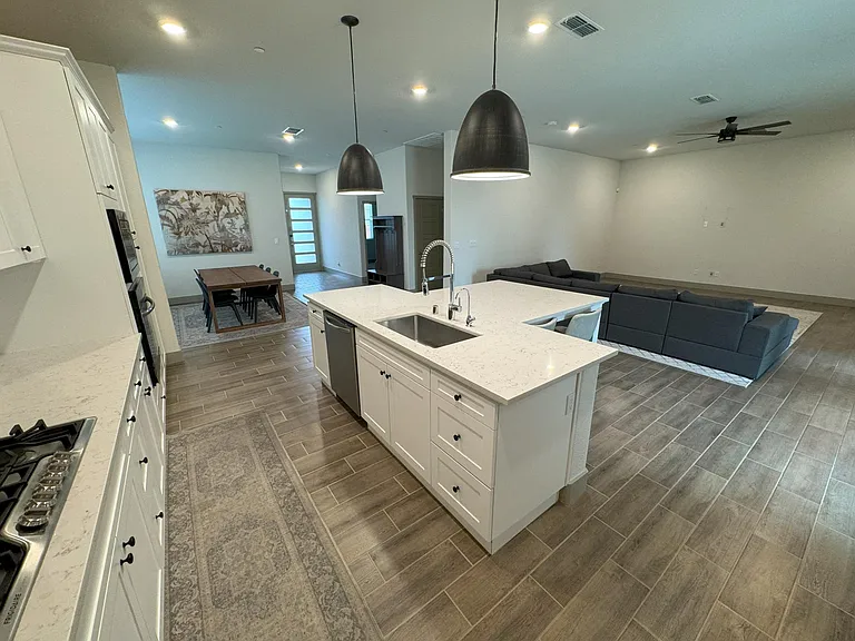 3751 Gabriel Dr — Photo 4