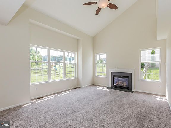 4th image of 110 Captiva Way