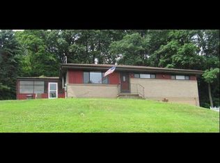 162 Broadbent Rd, Sewickley, PA 15143