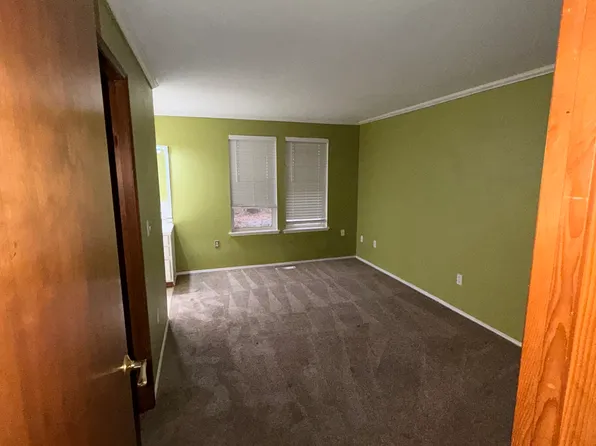 (undisclosed Address), Federal Way, WA 98003