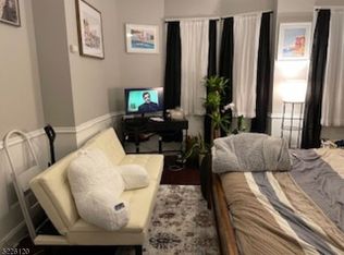 6 Macculloch Ave APT 1A, Morristown, NJ 07960