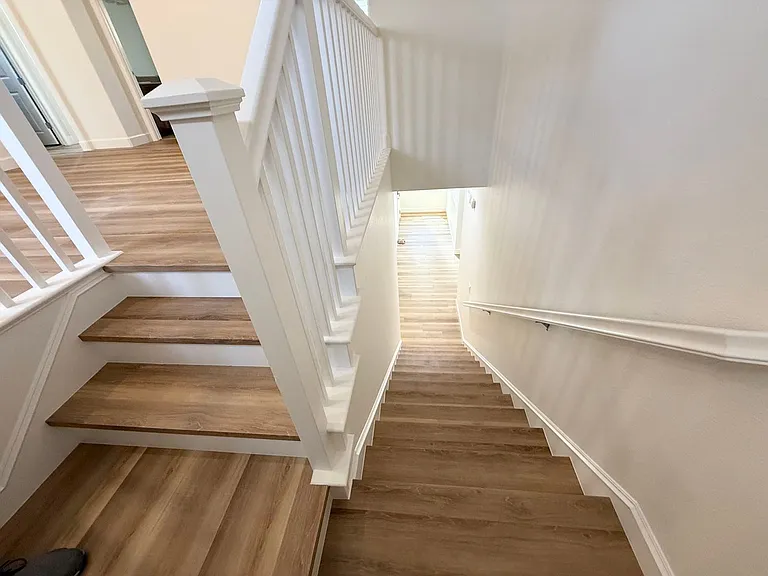 2327 Capistrello St — Photo 7