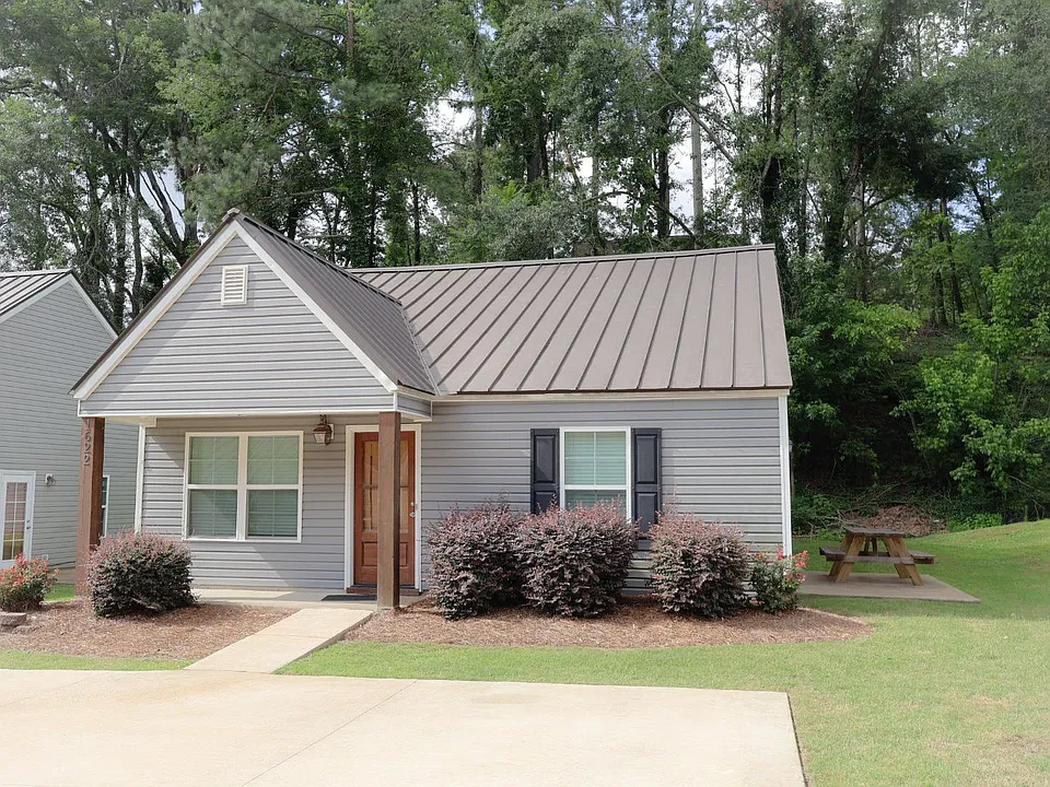1622 Oxford Pl