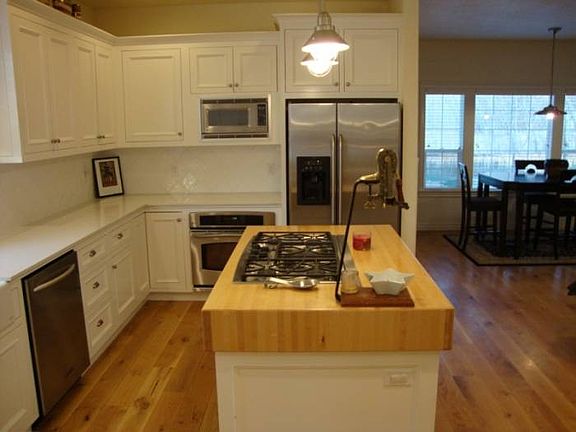 Kitchen 1