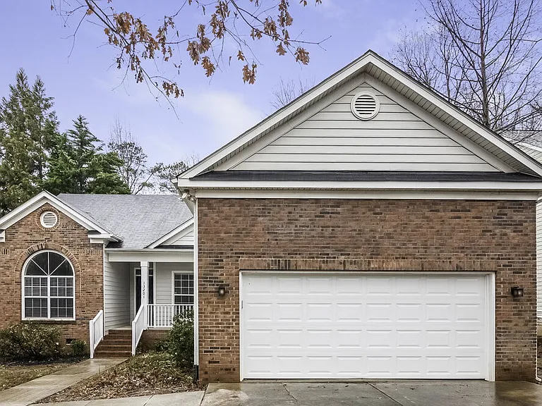 13201 Peacock Ln — Photo 1